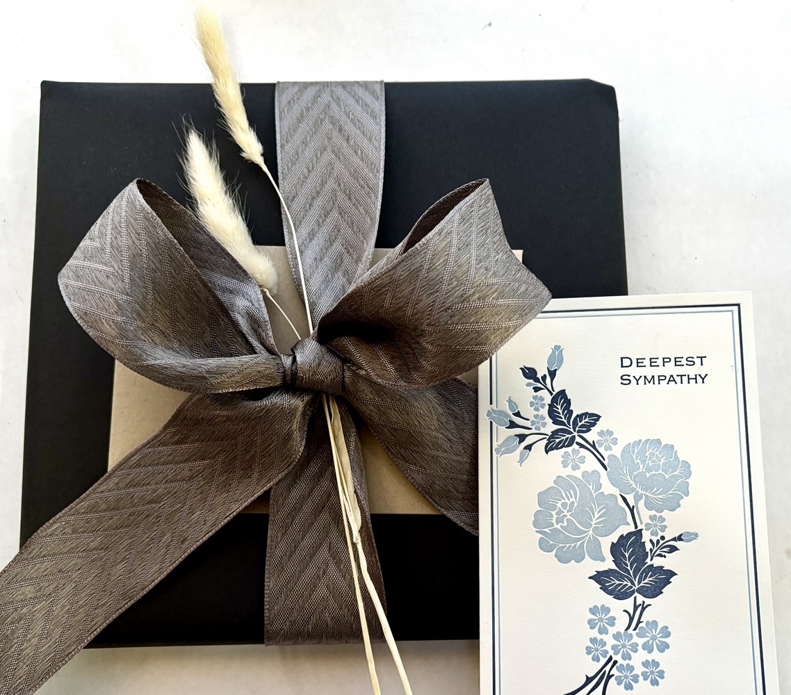 Condolence Book - In Loving Memory - Image 3