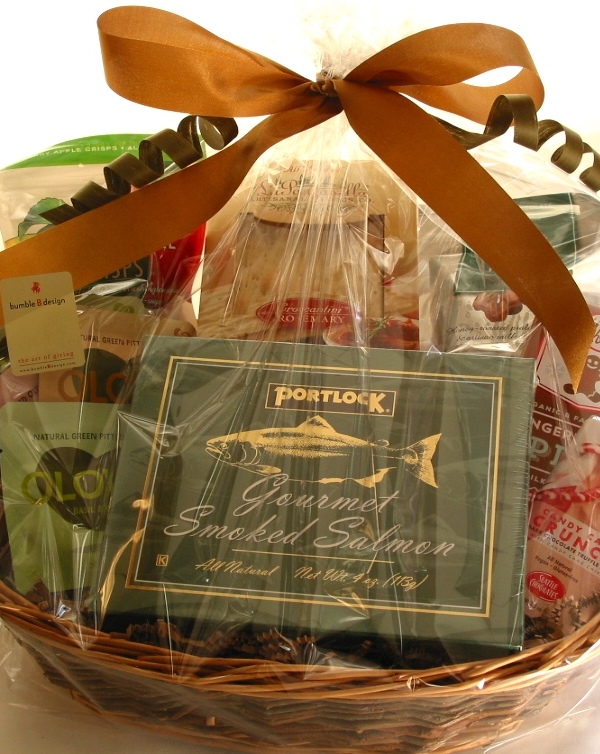 Kosher Snack Basket bumble B design